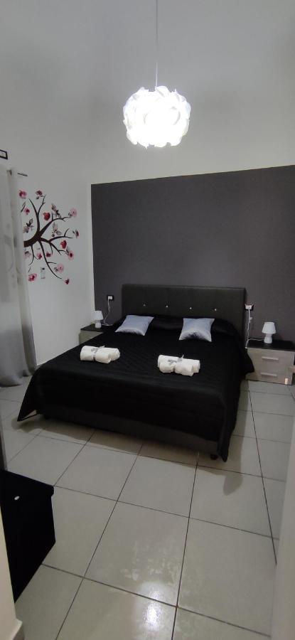 Casa Vacanze Campanella - Apartment At The Zisa Palermo Buitenkant foto